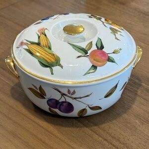 Royal Worcester Evesham Gold Casserole – Harvest Motif with Lid Round Knob